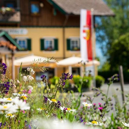 Hotel Landgasthof Altwirt Seeham Exteriör bild