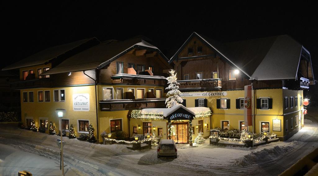 Hotel Landgasthof Altwirt Seeham Exteriör bild